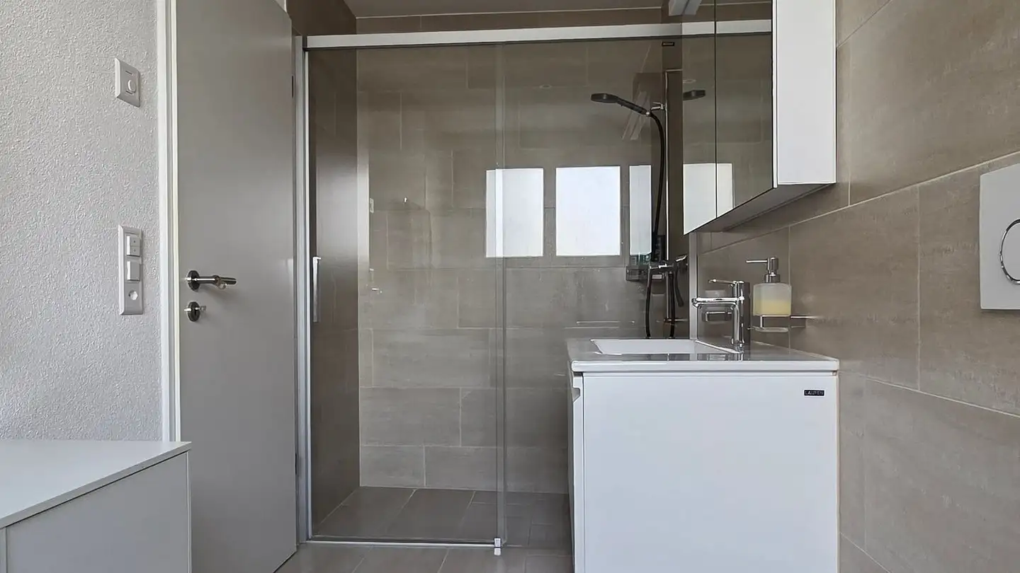 Wohnung mieten - Süsswinkelstrasse, 8864 Reichenburg