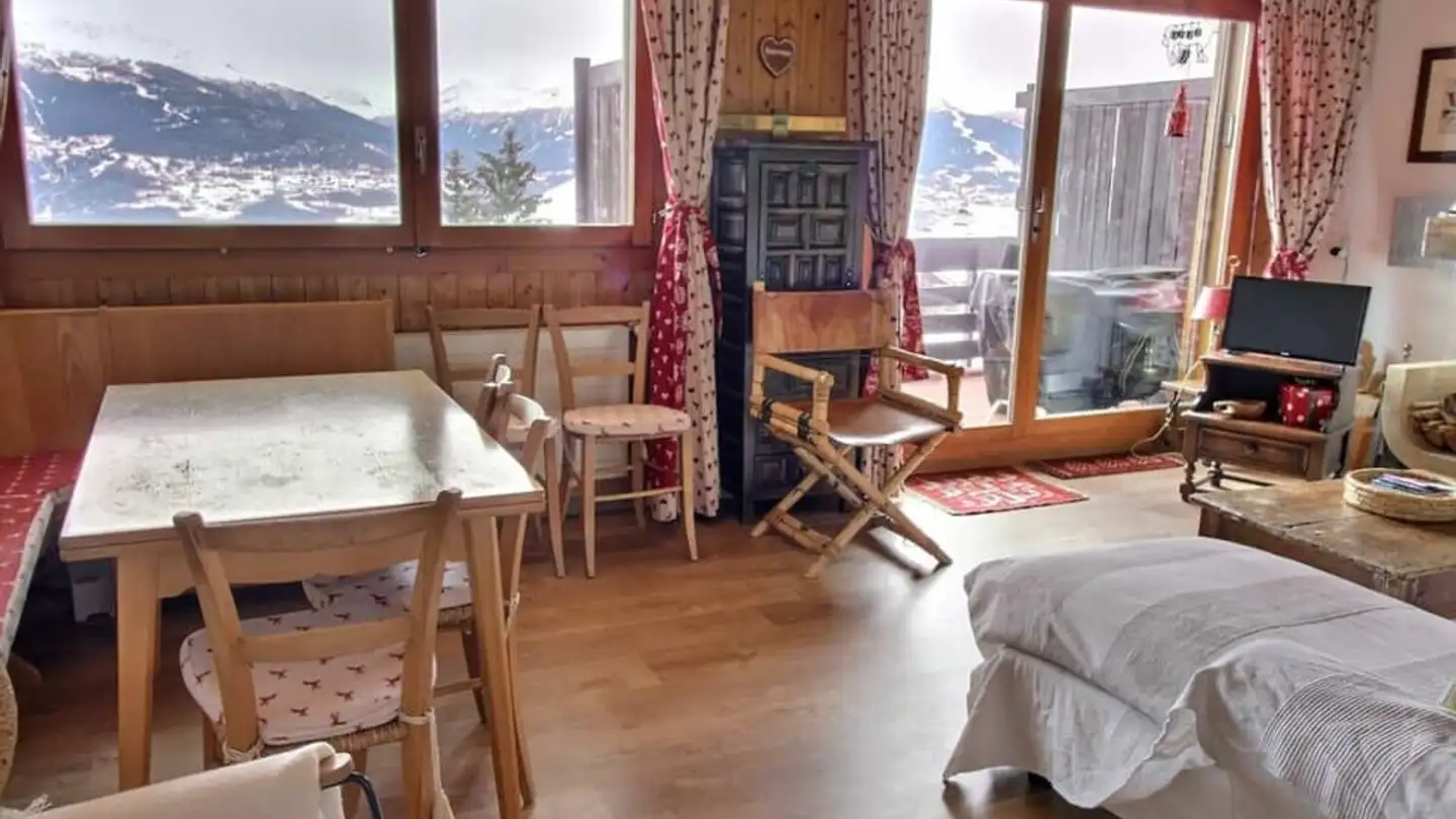 Appartement à louer - Place Du Village 15, 1972 Anzère - Photo 2