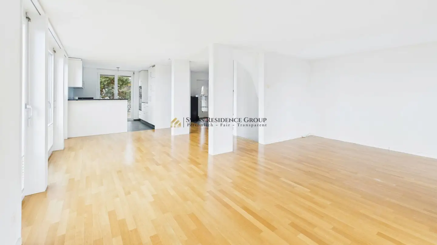 Row house for rent - 8124 Maur - Photo 2