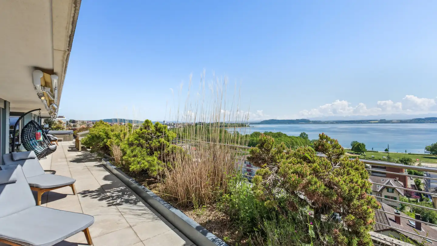 Attico in vendita - 2068 Hauterive NE - Photo 2