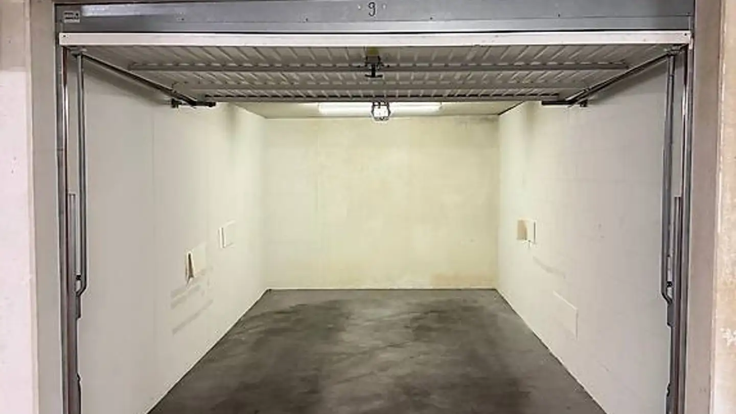 Single garage for rent - Seeburgstrasse 49b, 6006 Luzern