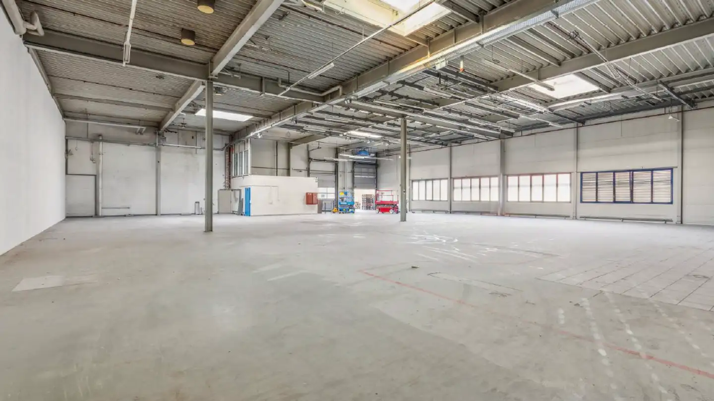 Espace de stockage à louer - Rue Du Collège 43, 2300 La Chaux-de-Fonds