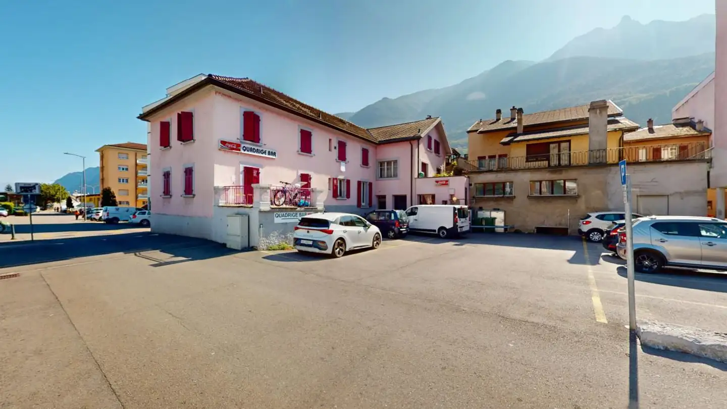 Edificio ad uso misto in vendita - 1907 Saxon - Photo 2