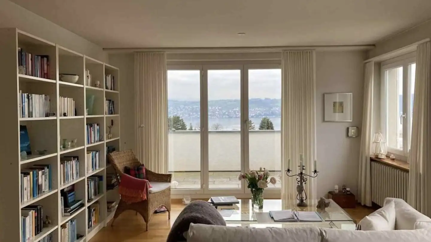 Dachgeschosswohnung mieten - Hofenstrasse 90, 8708 Männedorf