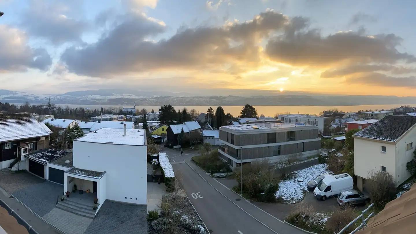 Dachgeschosswohnung mieten - Hofenstrasse 90, 8708 Männedorf - Foto 2