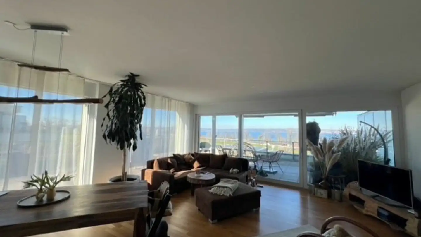 Attic flat for rent - Scheidweg, 8596 Scherzingen - Photo 4