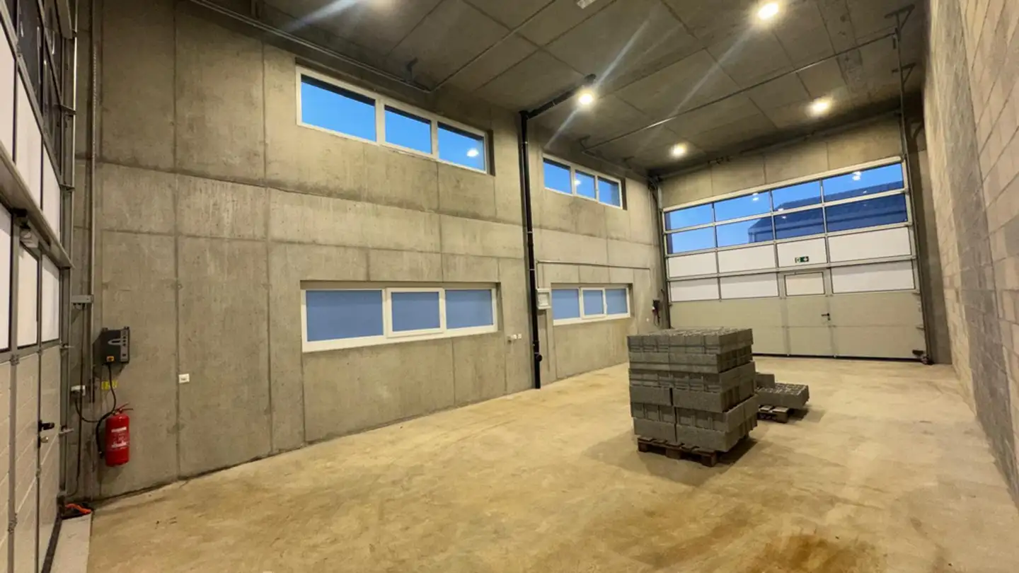 Commercial à louer - Chemin Des Assenges 17a, 1142 Pampigny - Photo 2