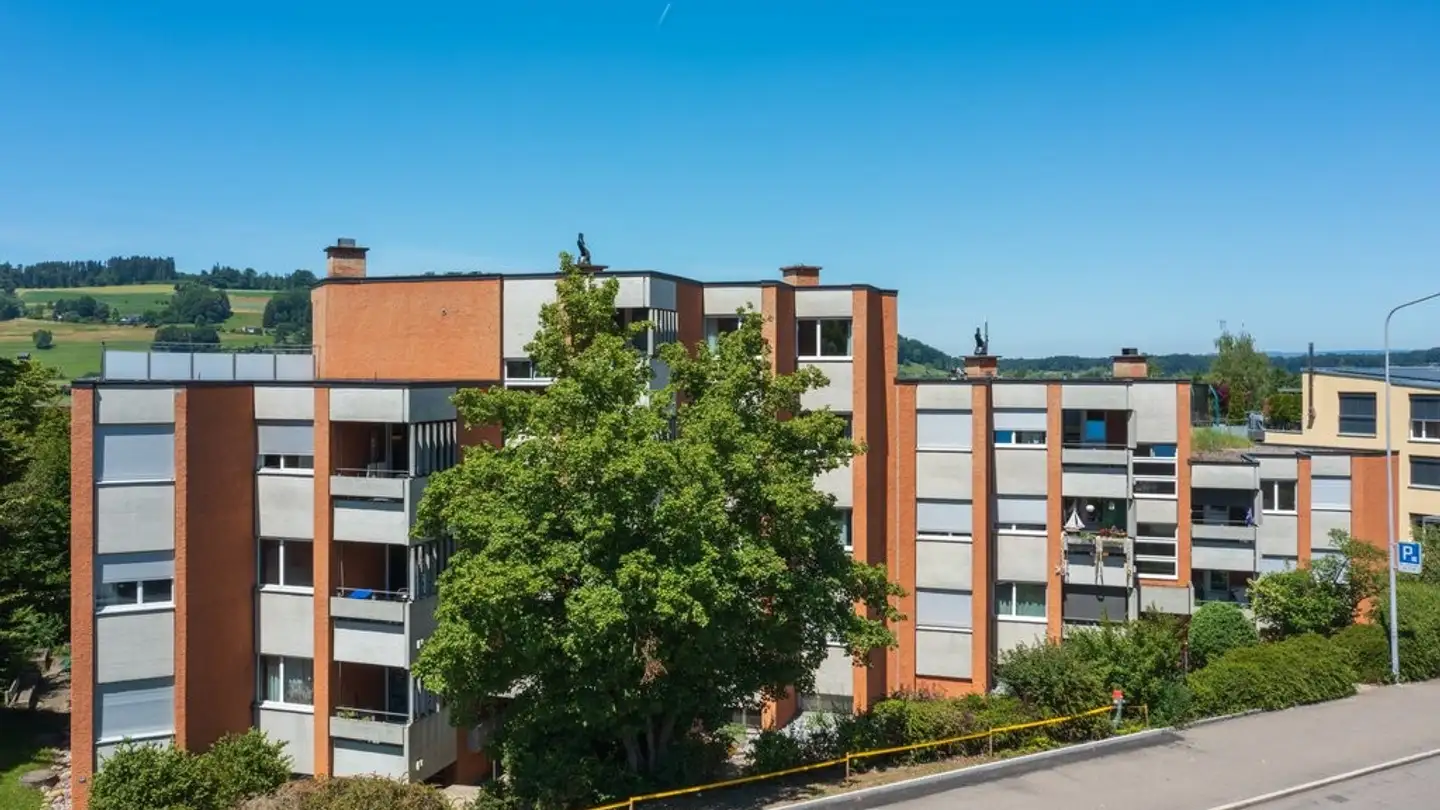 Tiefgaragenstellplatz mieten - Schachenmatten 19, 8906 Bonstetten