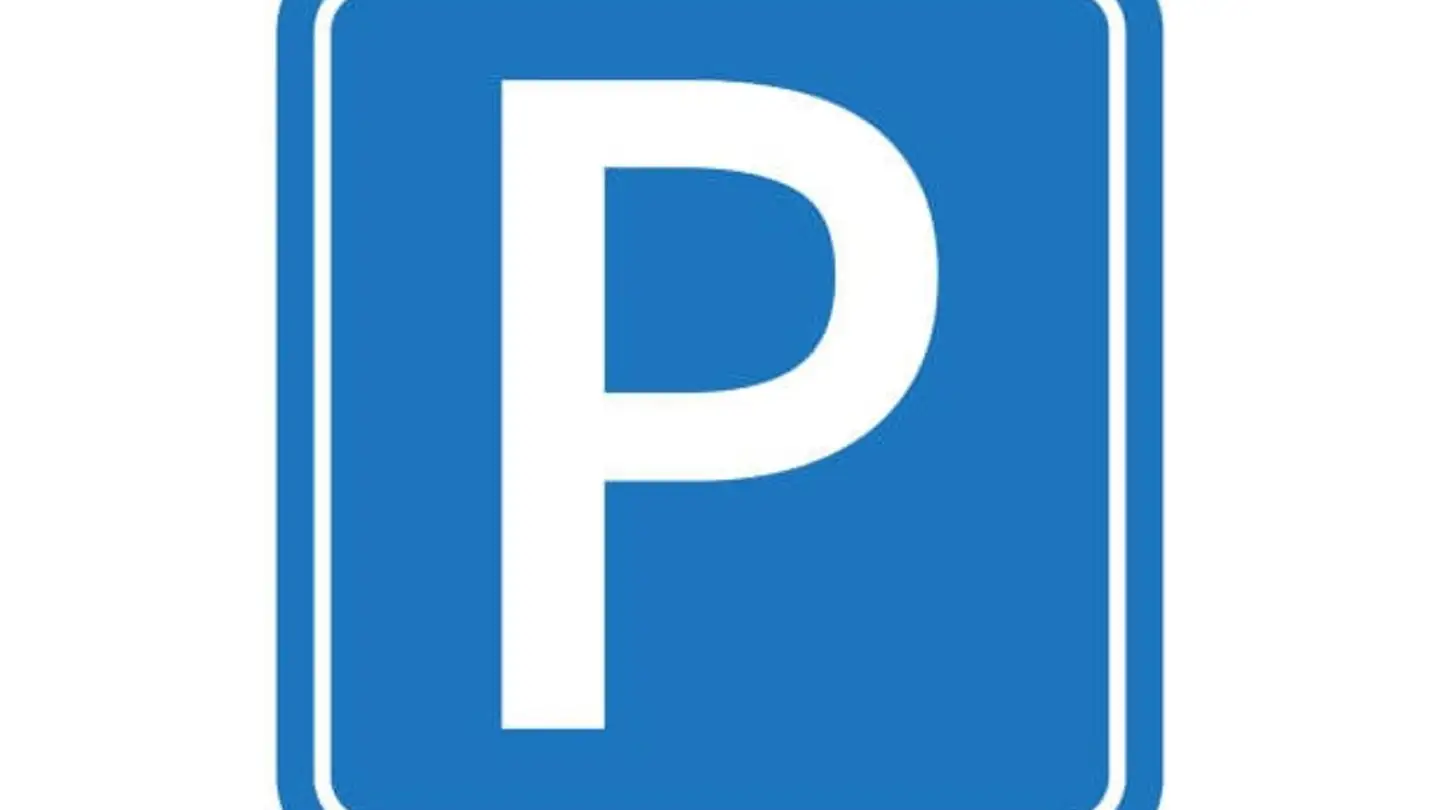 Place de parking extérieure à louer - Sporgasse 3, 9472 Grabs