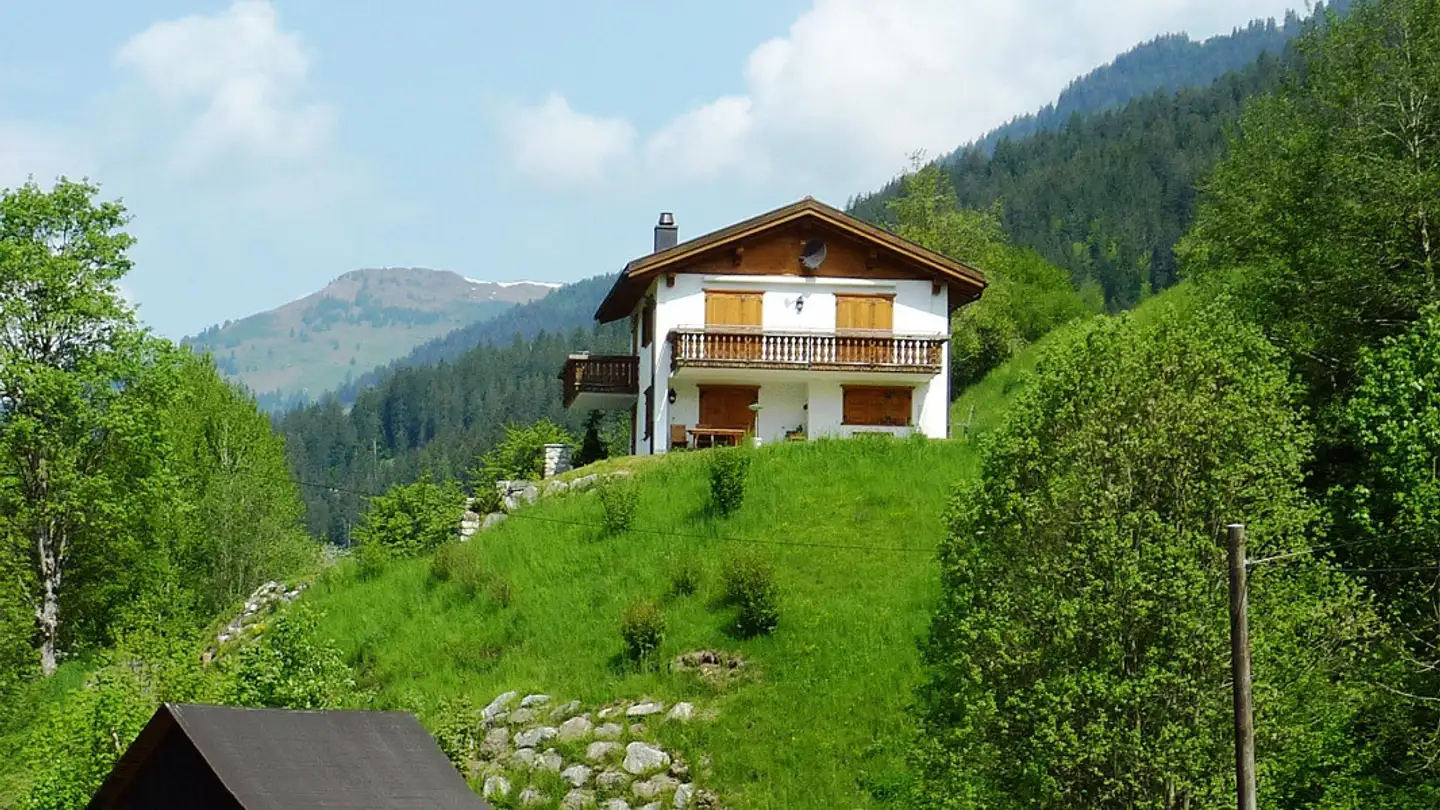 Single house for rent - Lochweg 8, 7249 Serneus