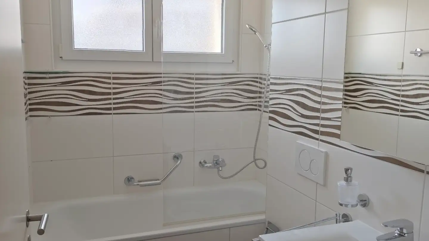 Appartamento in affitto - Avenue Général-Guisan 27, 1400 Yverdon-les-Bains - Foto 4