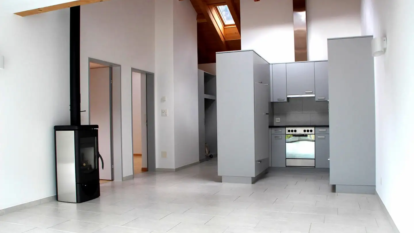 Attique à louer - Gassa Sutò 1, 7013 Domat/Ems