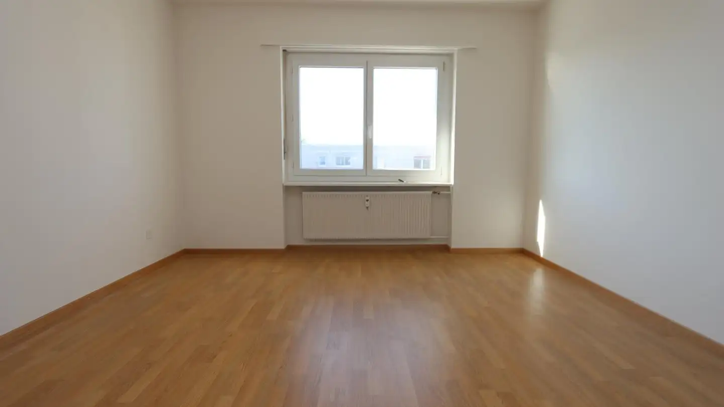 Apartment for rent - Flughafenstrasse 24, 2540 Grenchen - Photo 2