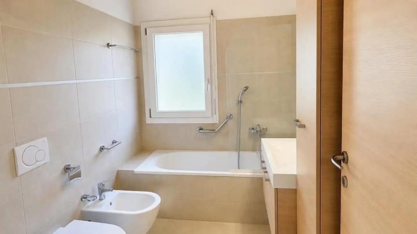 Apartment for rent - Via San Gottardo 7, 6877 Coldrerio - Photo 2
