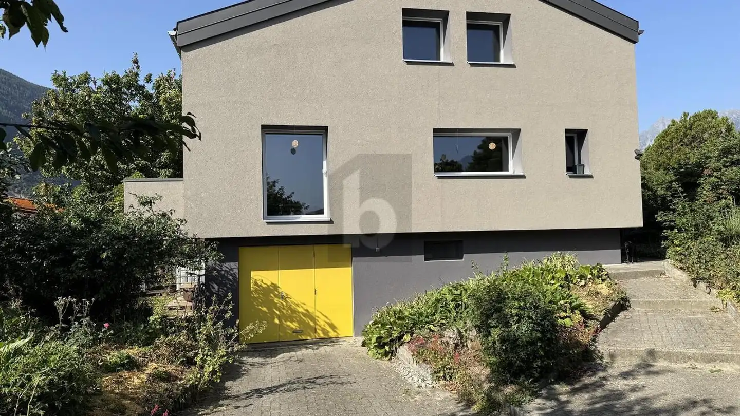 Villa for sale - 1906 Charrat