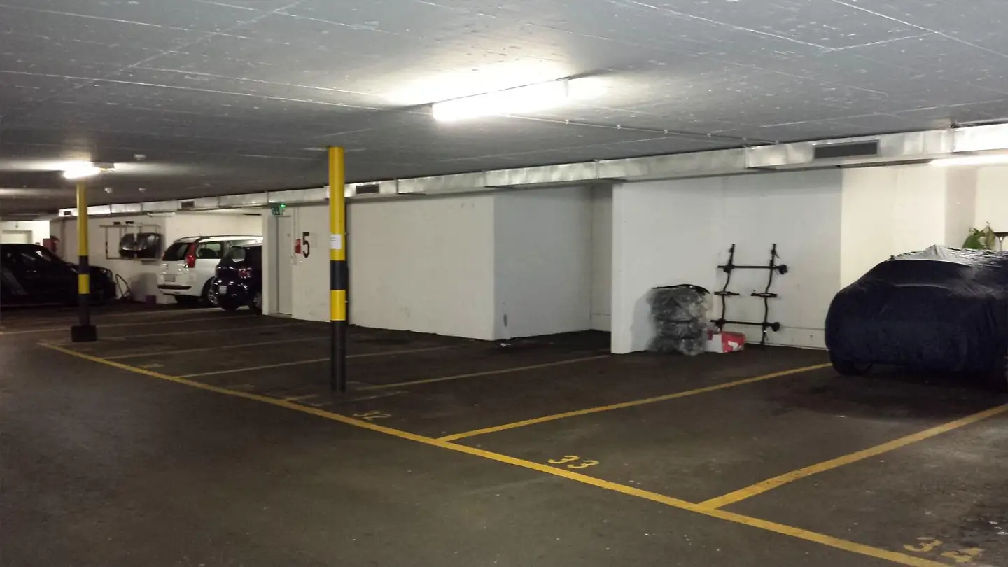 Underground parking space for rent - Grünring 5, 9524 Zuzwil SG