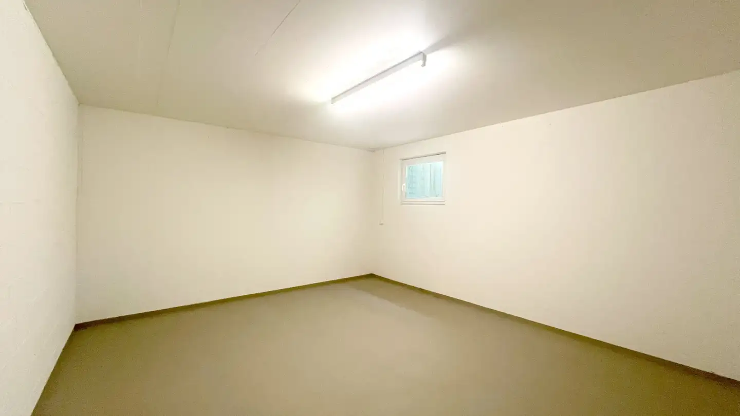 Cantina divisa in vendita - 5103 Möriken AG