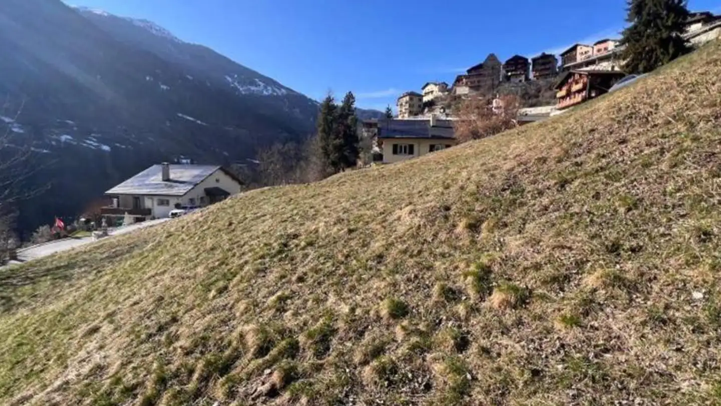 Constructible plot for sale - 3961 Vissoie - Photo 2