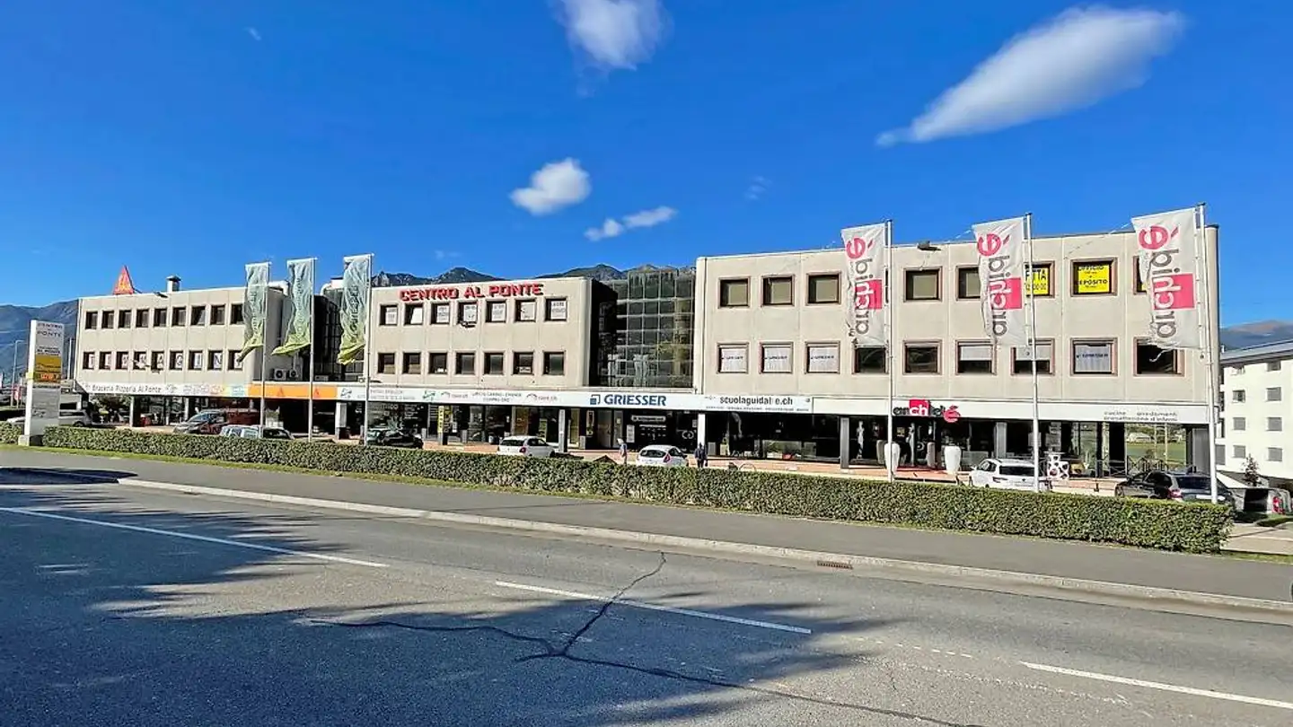 Commerciale in affitto - Via San Gottardo 46, 6593 Cadenazzo