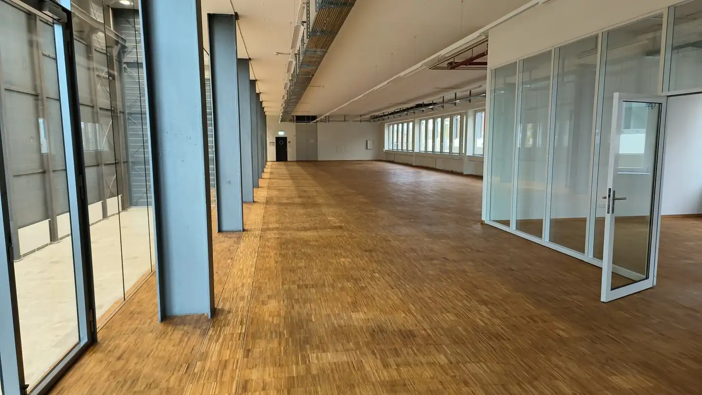 Commercial à louer - Hochbergerstrasse 15, 4057 Basel - Photo 4