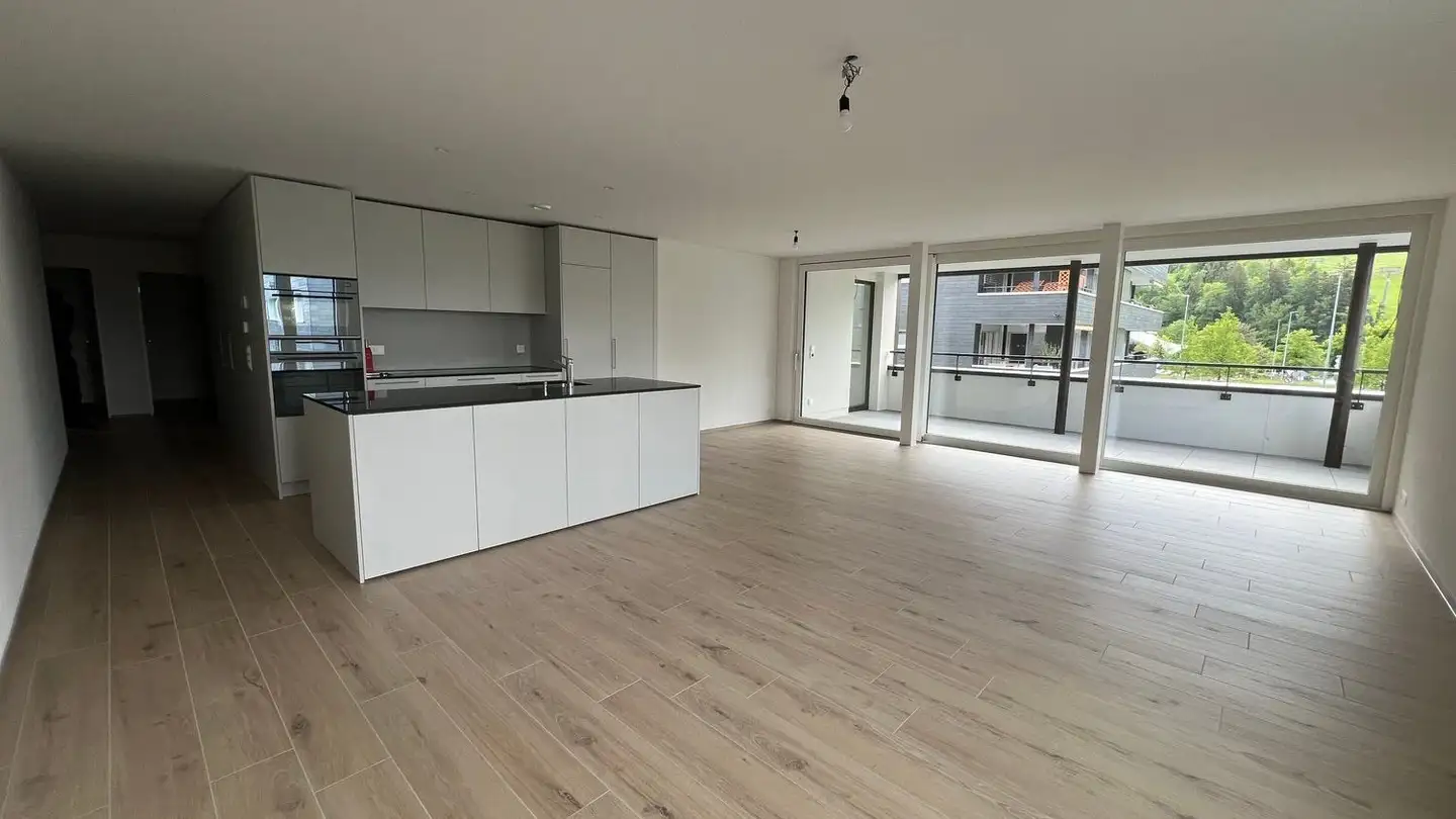 Appartement à louer - Dorfstrasse 14a, 6417 Sattel - Photo 2
