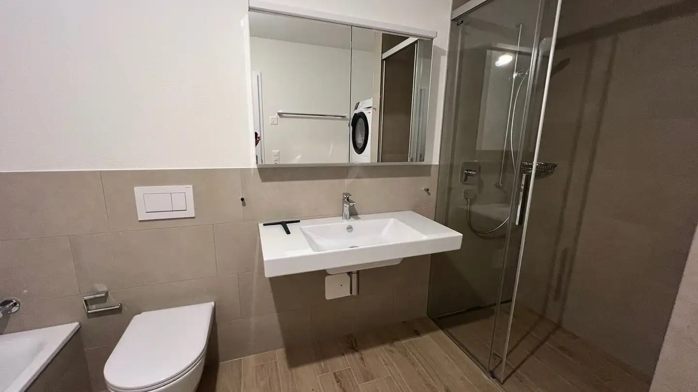Appartement à louer - Dorfstrasse 14a, 6417 Sattel - Photo 4