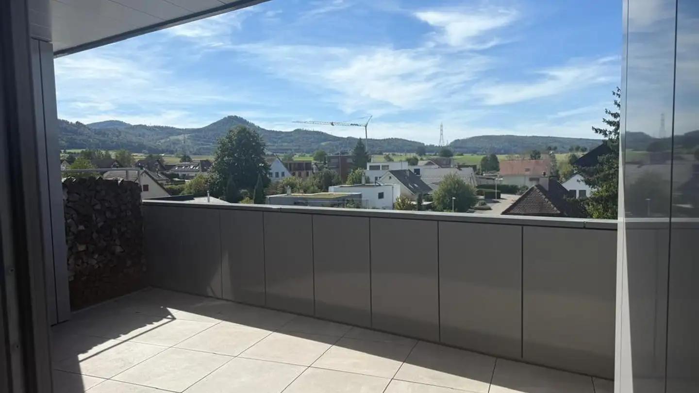Attique à louer - Neumattstrasse 1, 4226 Breitenbach