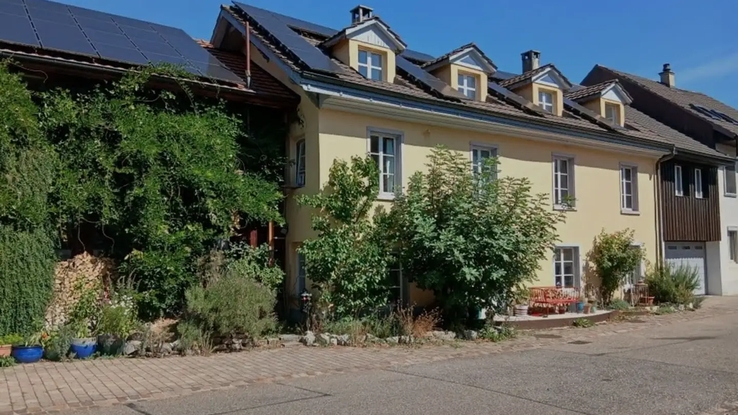 Attic flat for rent - Nübrigweg 14, 4402 Frenkendorf