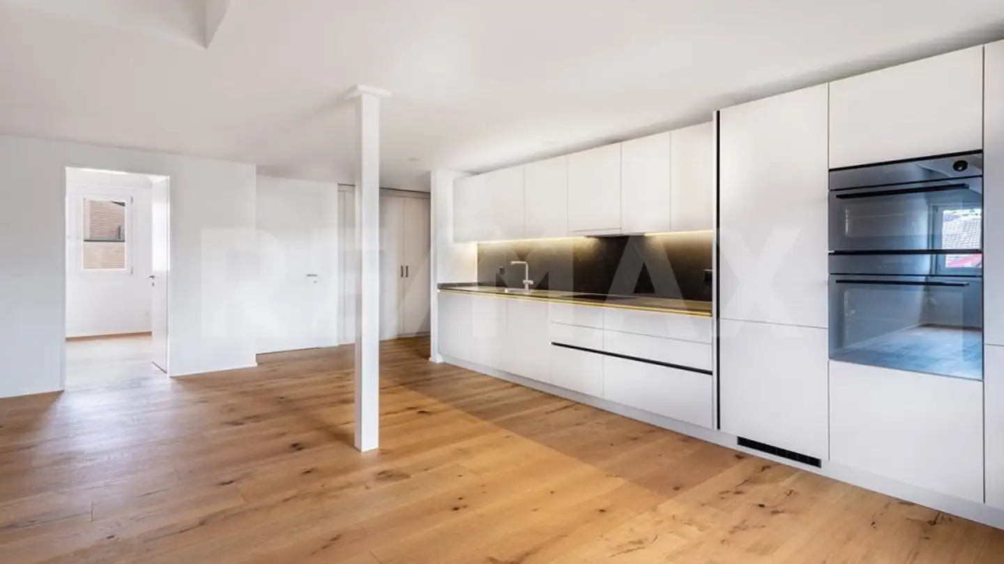 Attic flat for sale - Hellbühlerstrasse 8, 6017 Ruswil - Photo 2