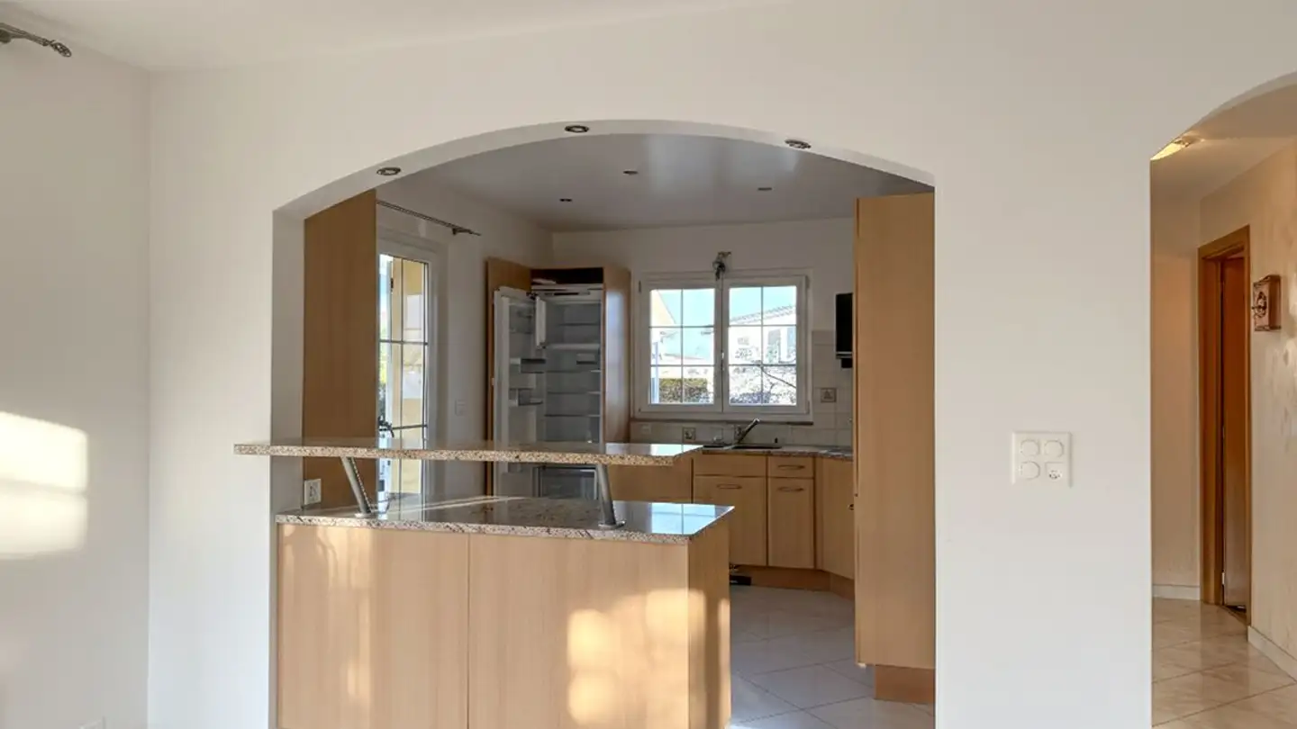 Row house for rent - 1868 Collombey - Photo 2