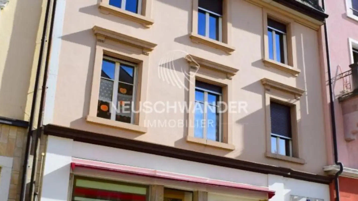 Mixed-use building for sale - 2740 Moutier