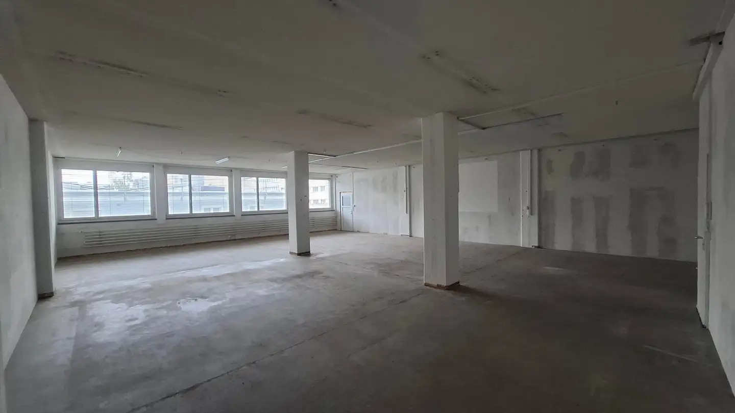 Office space for rent - Hofackerstrasse 77, 4132 Muttenz - Photo 2