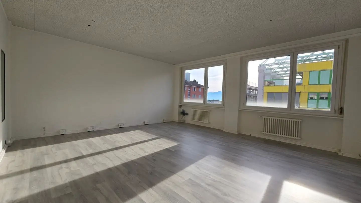 Office space for rent - Avenue De Longemalle 7, 1020 Renens VD - Photo 4