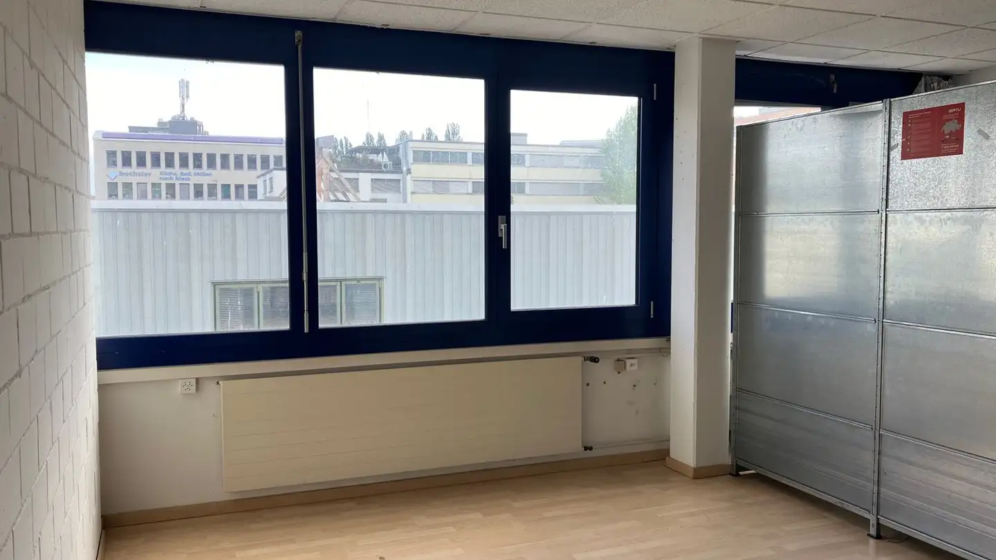 Bürofläche mieten - Steinackerstrasse 24, 8902 Urdorf - Foto 2