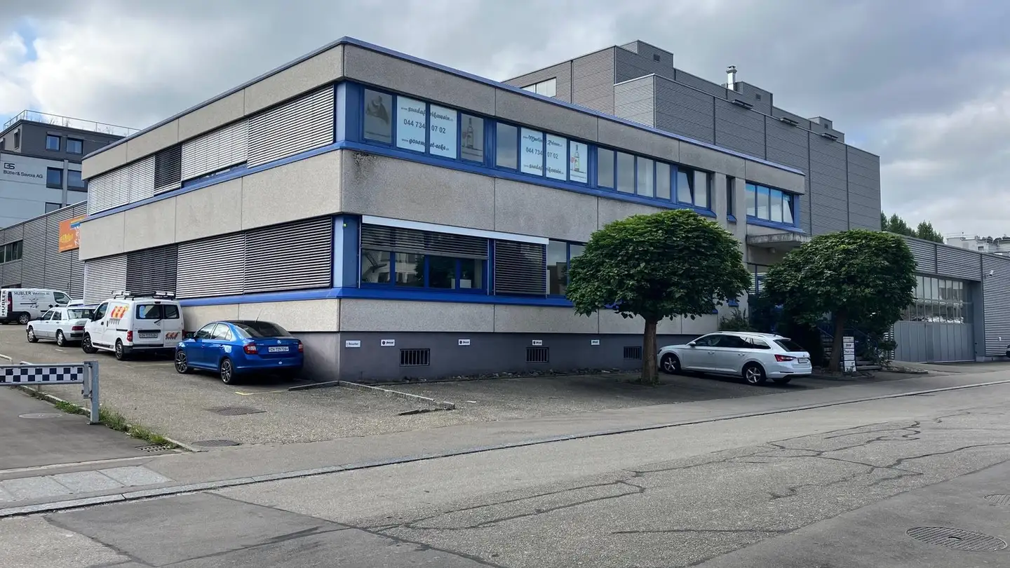 Office space for rent - Steinackerstrasse 24, 8902 Urdorf
