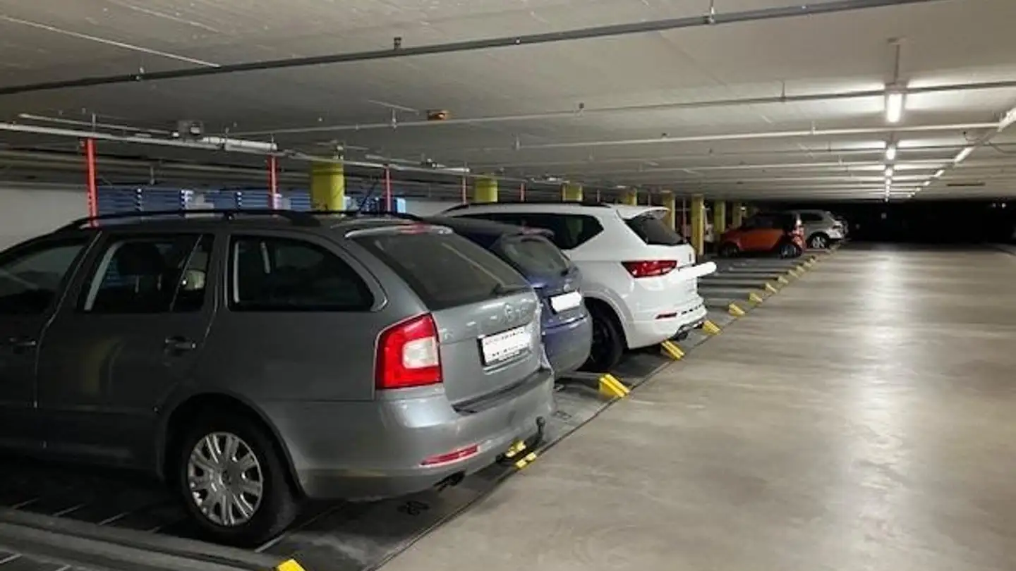 Parcheggio sotterraneo in affitto - 6005 Luzern - Foto 3