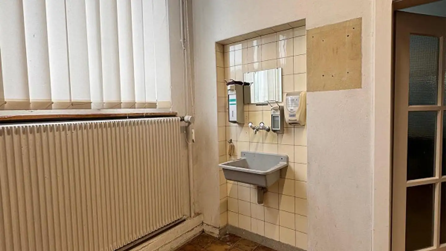 Industrial property for rent - Unterdorf 7, 8363 Bichelsee - Photo 4