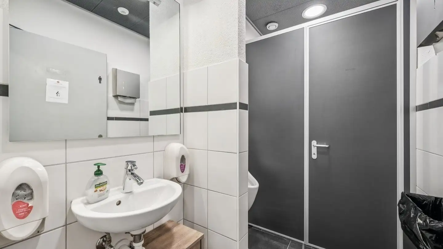 Gewerbe mieten - Zürichstrasse 72, 8306 Brüttisellen - Foto 4