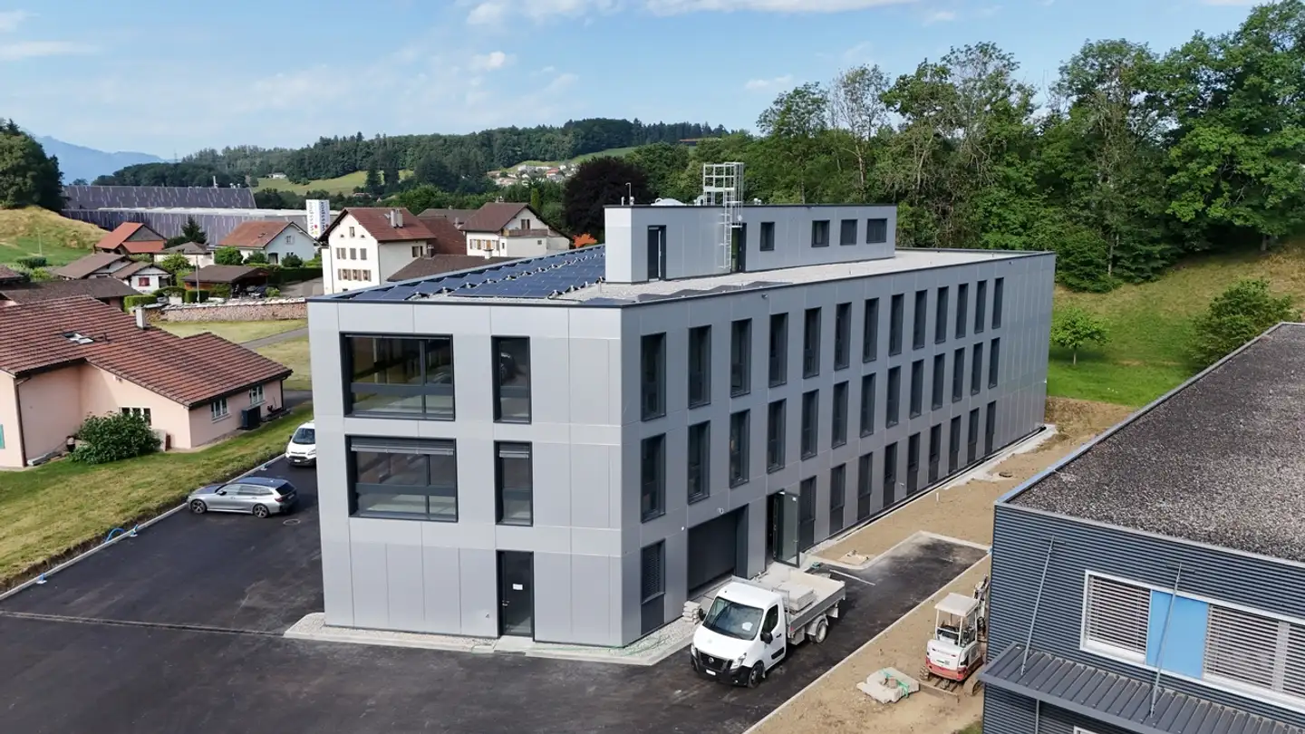 Workshop for rent - Route De Pra De Plan, 1618 Châtel-St-Denis - Photo 2