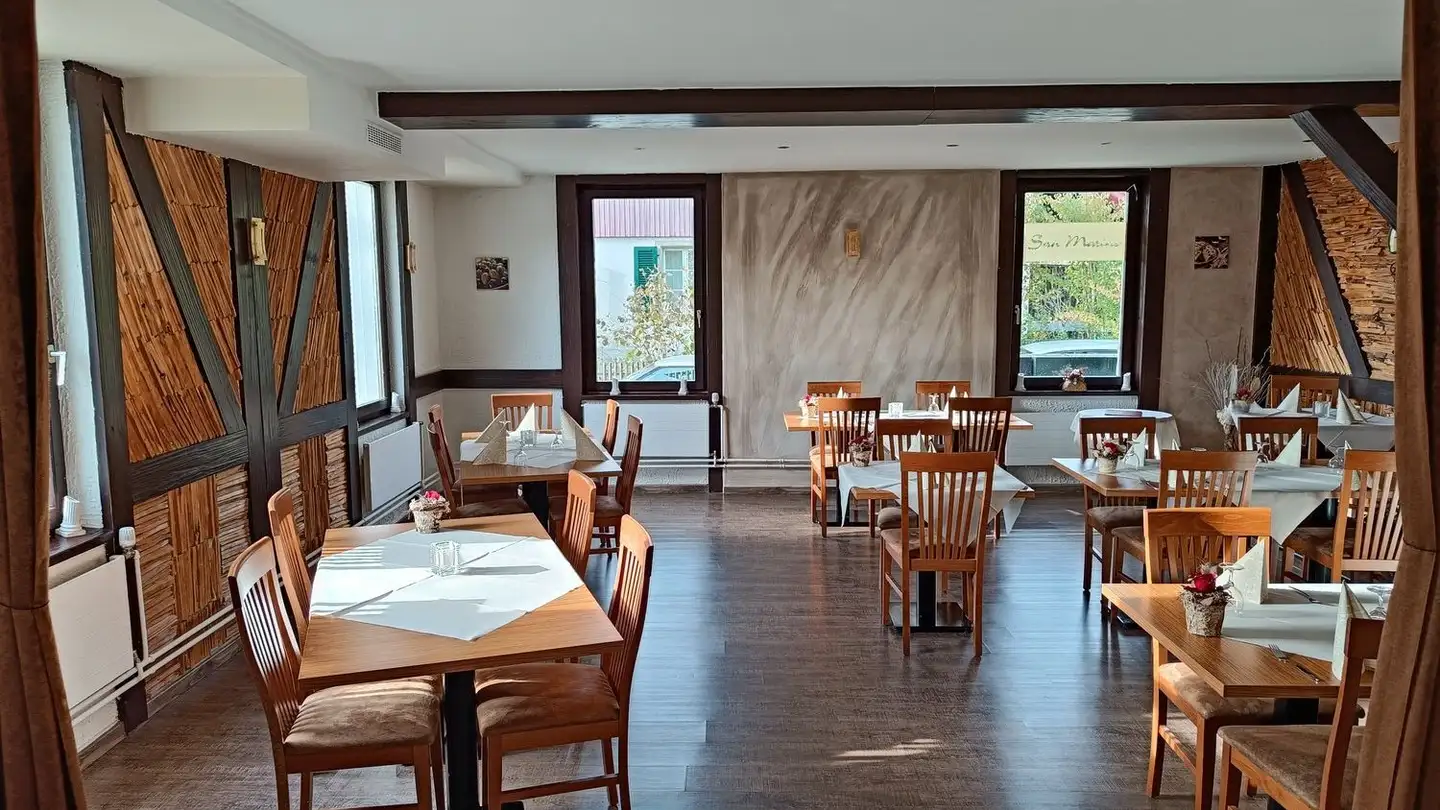 Restaurant mieten - Rheinfallweg 10, 8447 Dachsen - Foto 2