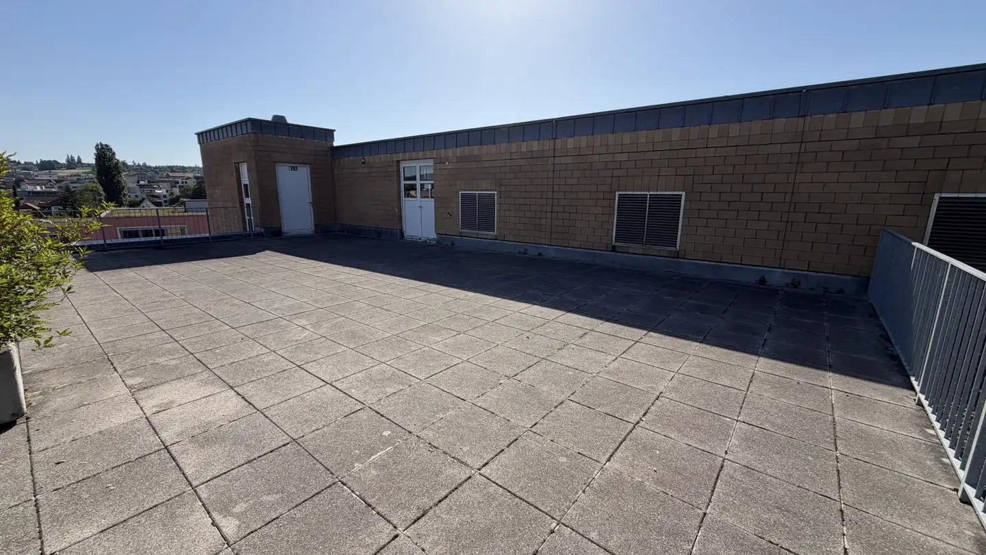 Factory for rent - Aargauerstrasse 7, 5610 Wohlen AG - Photo 4