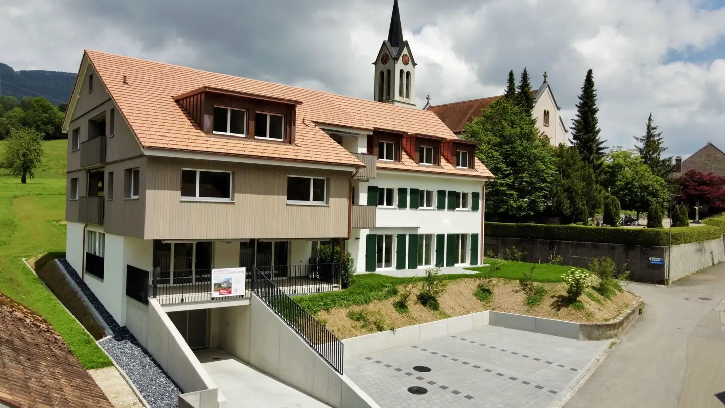 Residential building for sale - 4715 Herbetswil