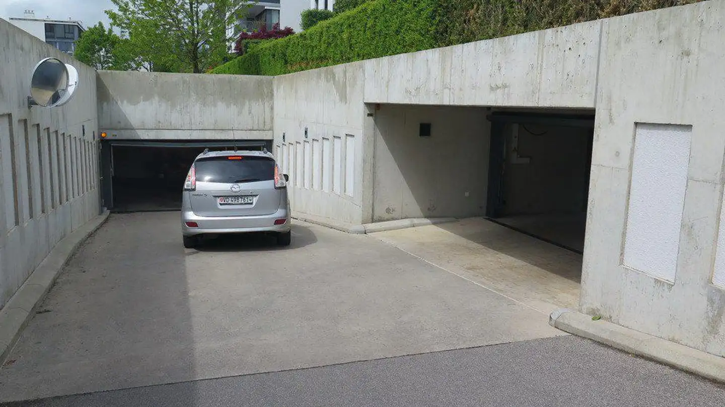 Parcheggio esterno in affitto - Chemin De Chantegrive 8, 1260 Nyon - Foto 3