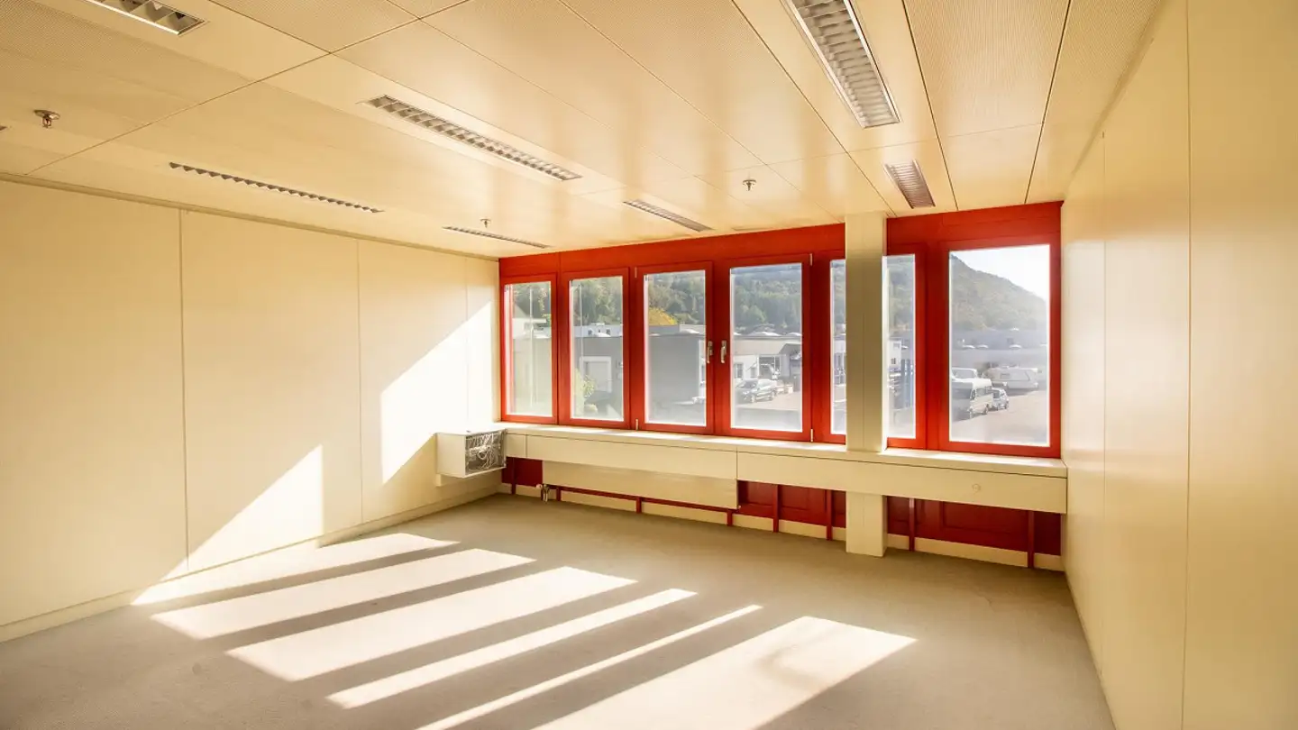 Spazio ufficio in affitto - Döttingerstrasse 15, 5303 Würenlingen - Photo 3