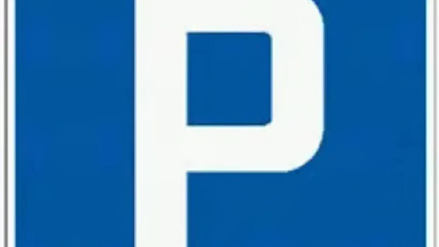 Tiefgaragenstellplatz mieten - Viehmarktgasse 39, 4242 Laufen