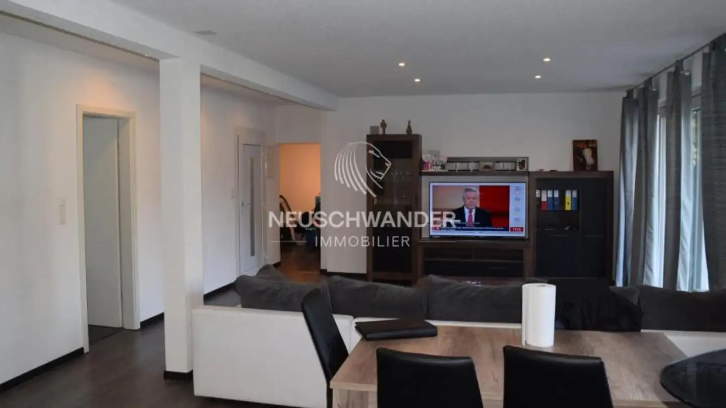 Mixed-use building for sale - 2854 Bassecourt - Photo 2