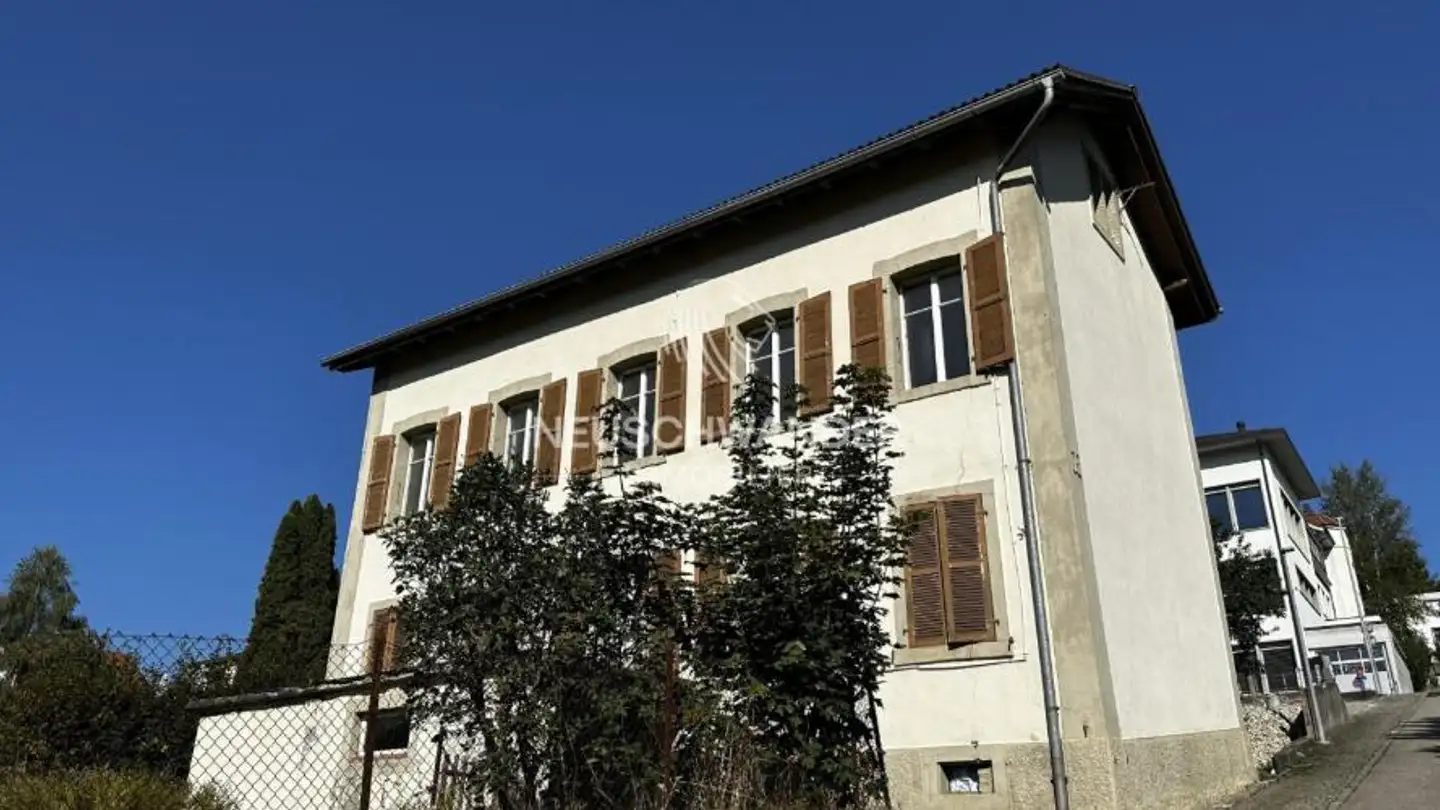 Immeuble mixte à vendre - 2732 Reconvilier
