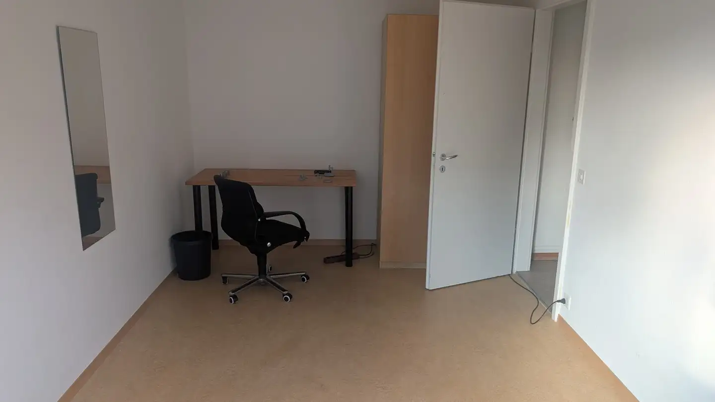 Chambre à louer - 8712 Stäfa