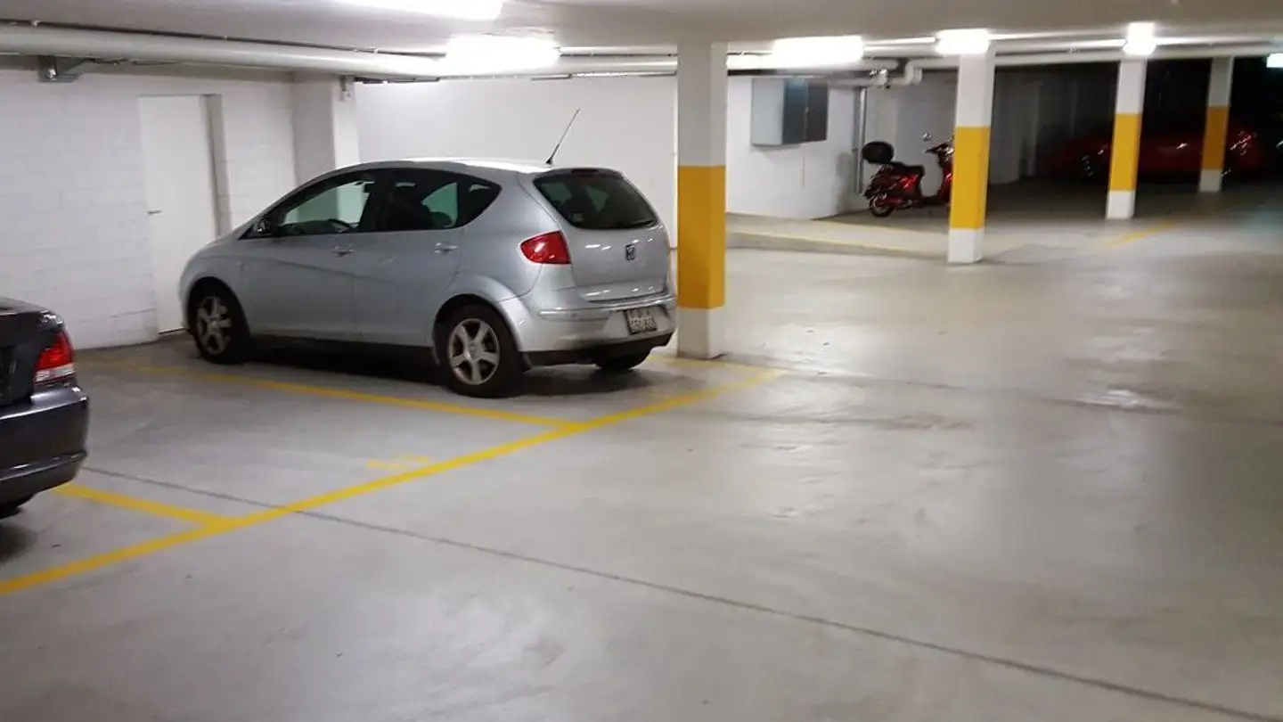Underground parking space for rent - Lettenstrasse 9b, 8408 Winterthur - Photo 2