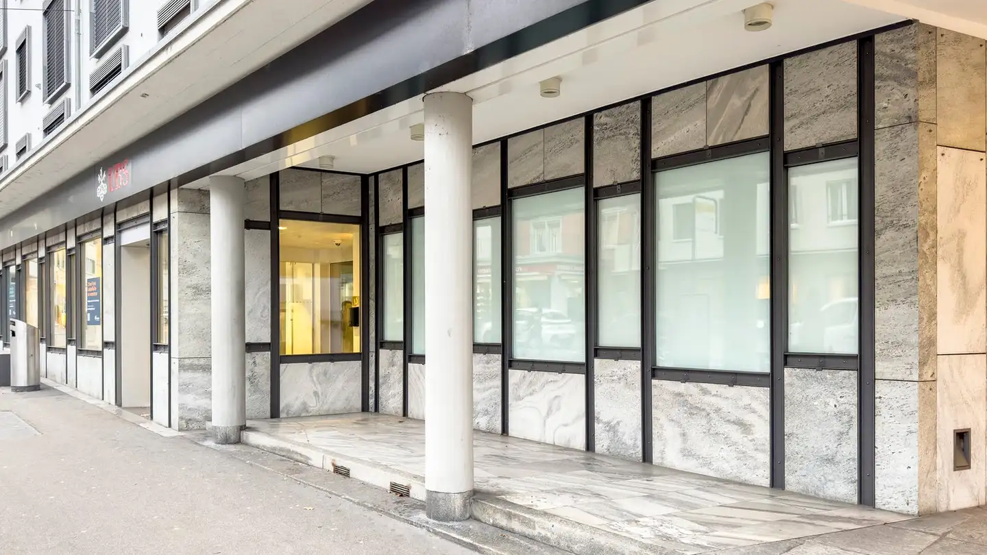 Commerciale in affitto - Zentralstrasse 2, 8212 Neuhausen am Rheinfall - Photo 3